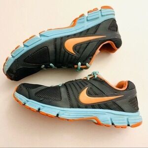 Nike Gray Athletic Shoes with Flexible Sole